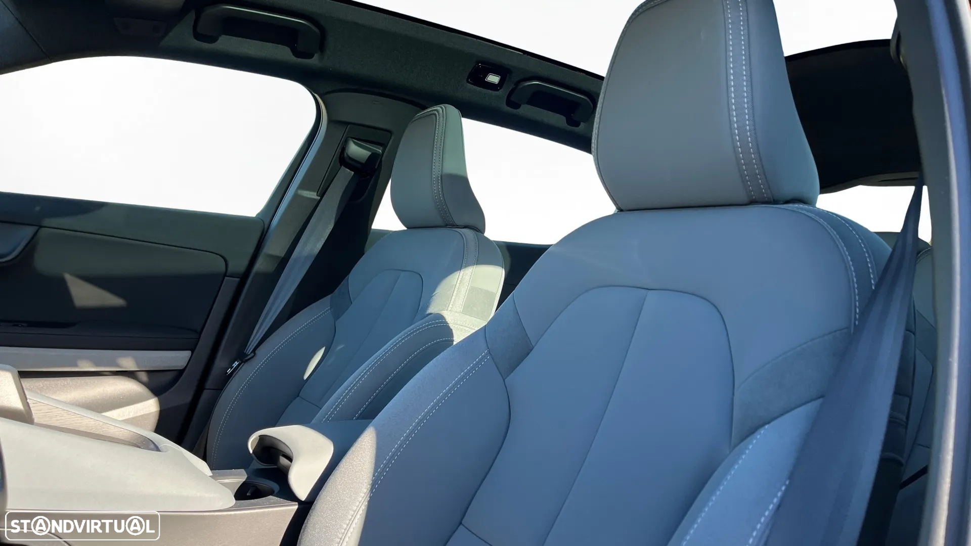 Polestar 2 Long Range 82 kWh AWD Plus - 25