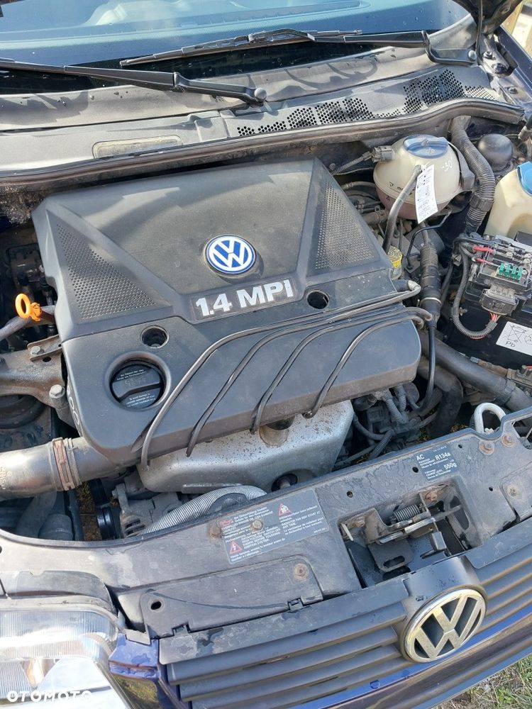 Volkswagen Polo 1.4 Comfortline - 8