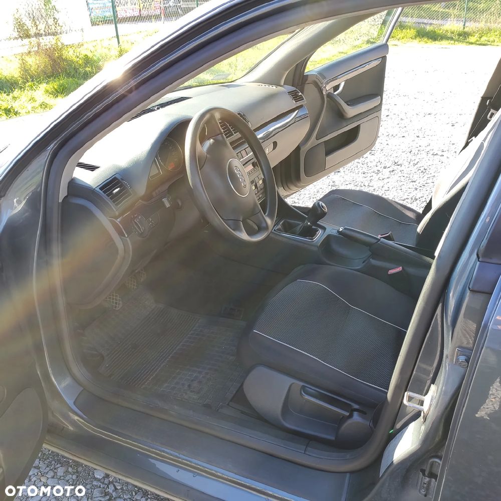 Audi A4 Avant 1.9 TDI - 11