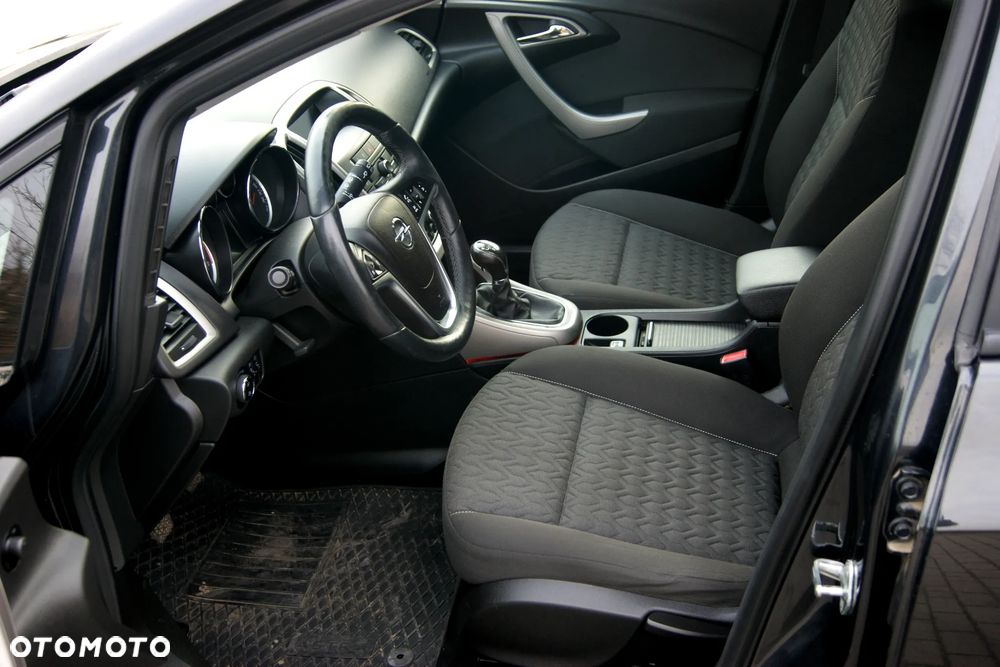 Opel Astra 1.4 Turbo Style - 22