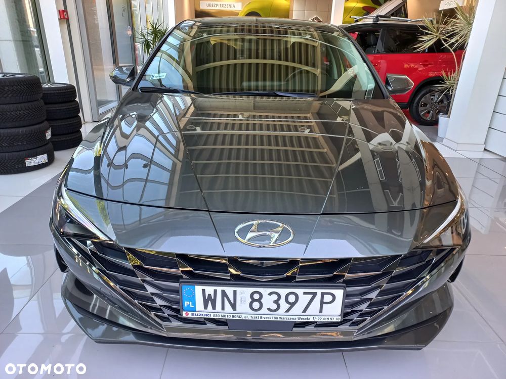 Hyundai Elantra 1.6 Smart CVT - 3