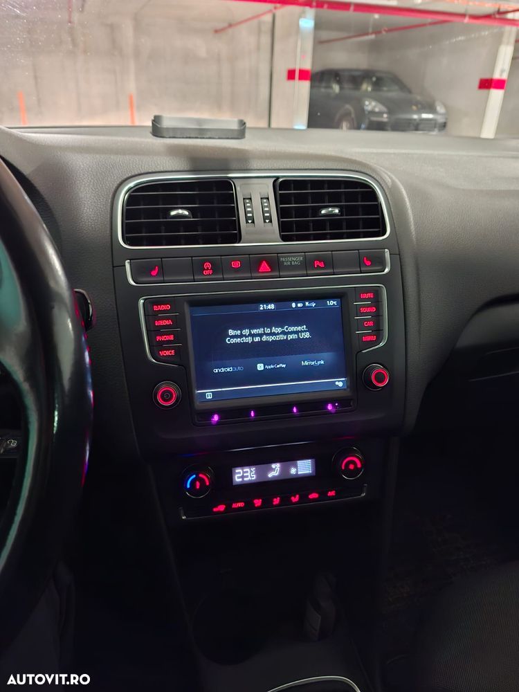 Volkswagen Polo - 11