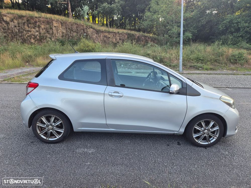 Toyota Yaris 1.4 D-4D ACtive+AC 99g - 6