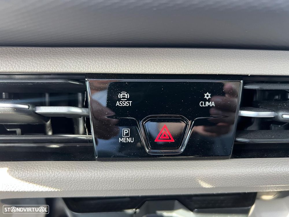 VW Multivan 2.0 TDI Life DSG - 24