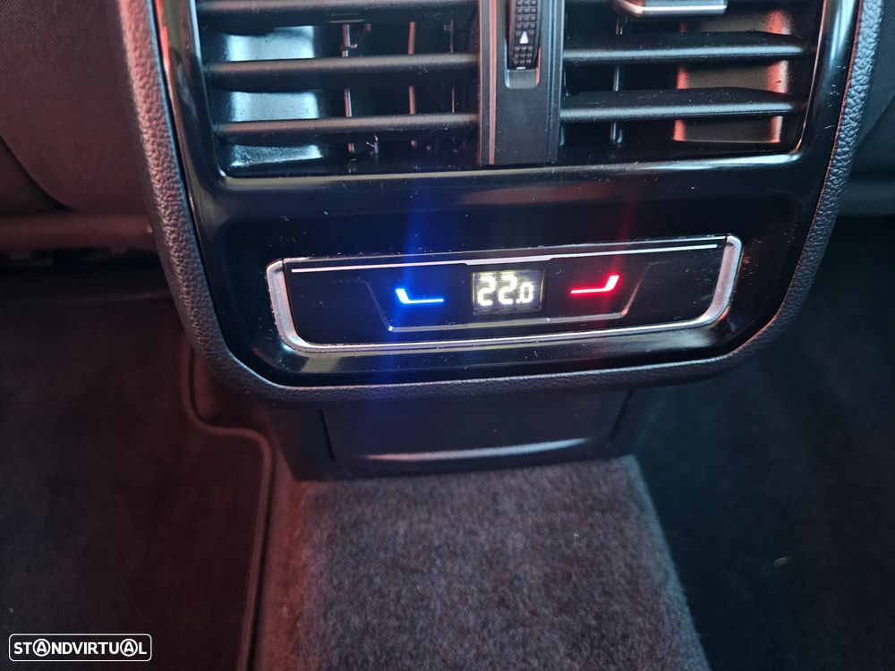 VW Passat 1.5 TSI Business - 37