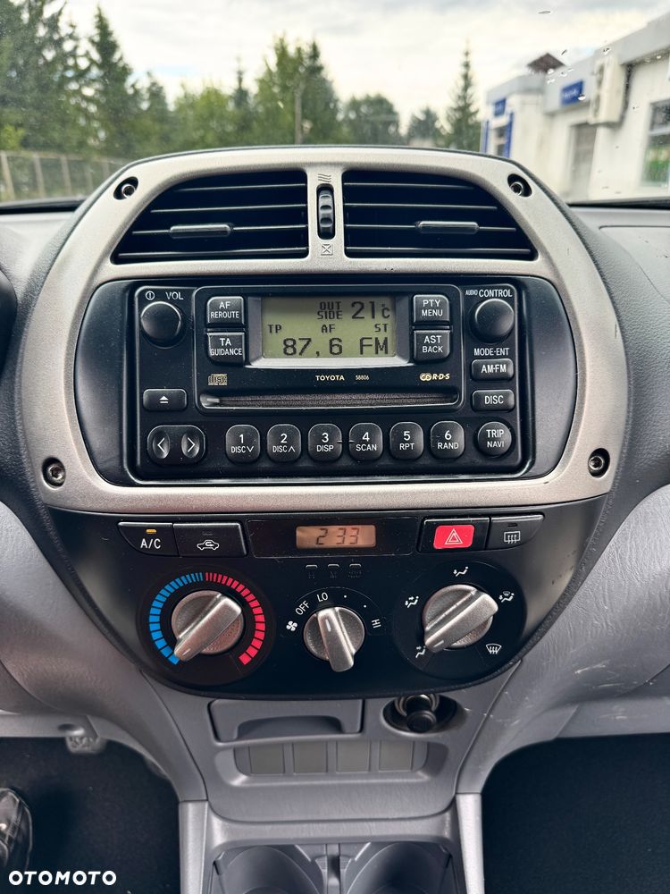 Toyota RAV4 4x4 Edition - 22