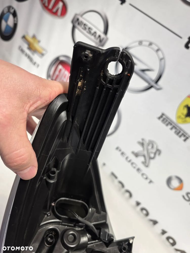 FORD FOCUS MK3 10- KOMPLET LAMP LEWA + PRAWA LAMPA PRZEDNIA PRZÓD CIEMNA ST / TITANIUM , NR BM51-132029-CH / BM51-13W030-CH , NR AUKCJI LPP264 - 32