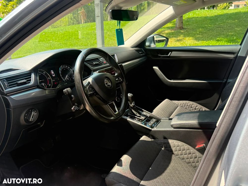 Skoda Superb 2.0 TDI DSG 4X4 Style - 11