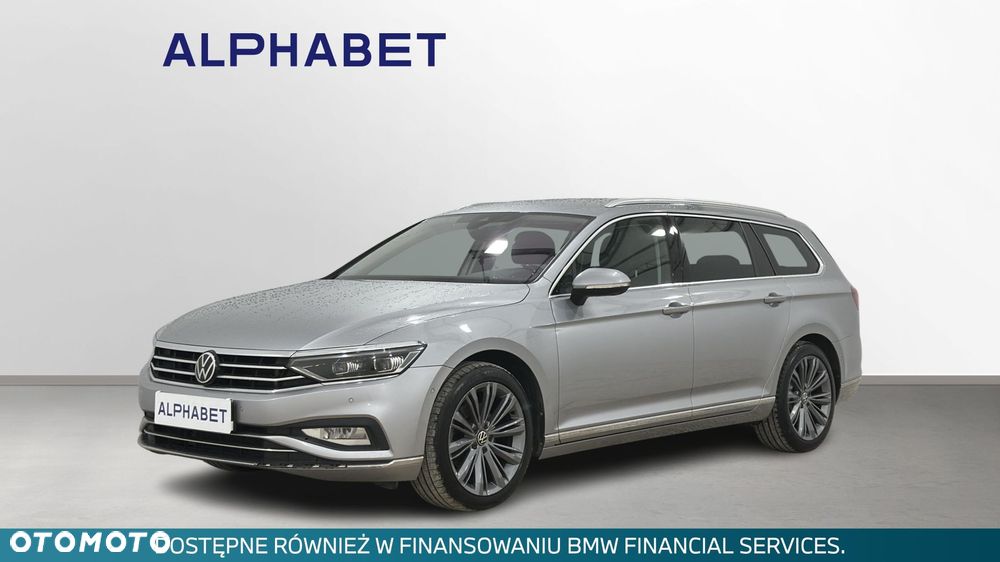 Volkswagen Passat - 1