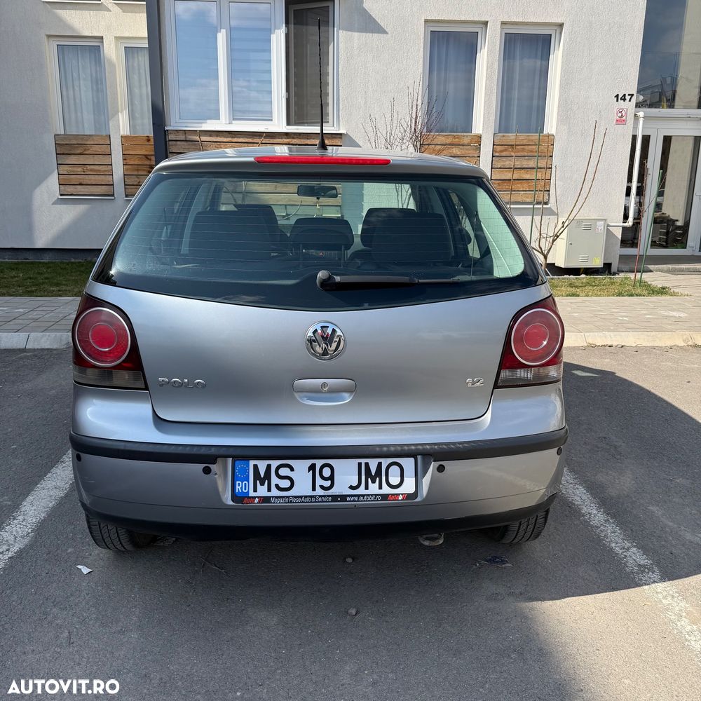 Volkswagen Polo - 8