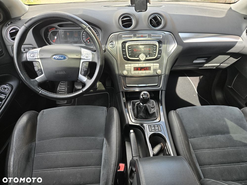 Ford Mondeo 1.8 TDCi Titanium - 10