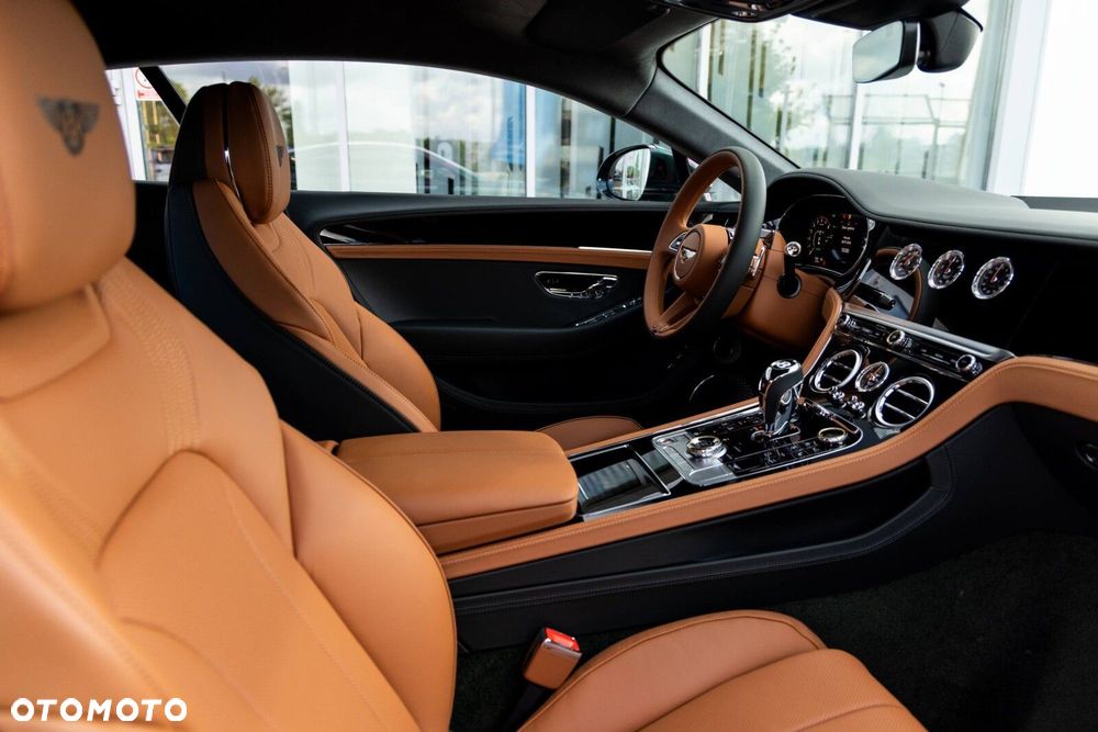 Bentley Continental GT - 10