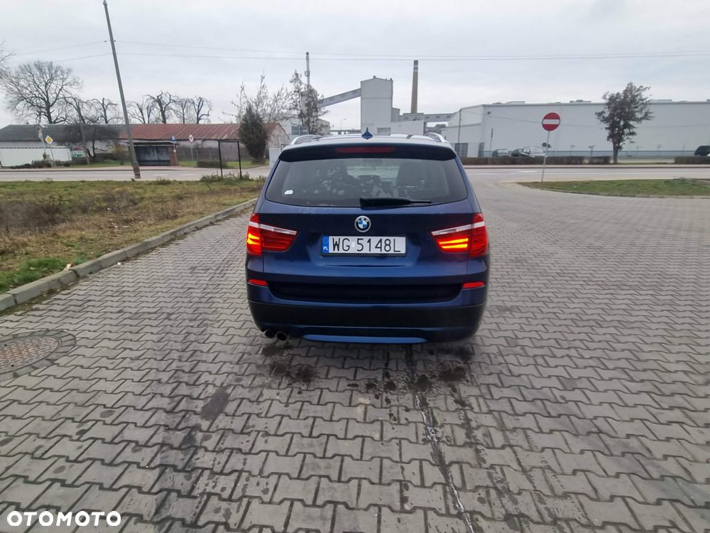 BMW X3 xDrive28i - 2