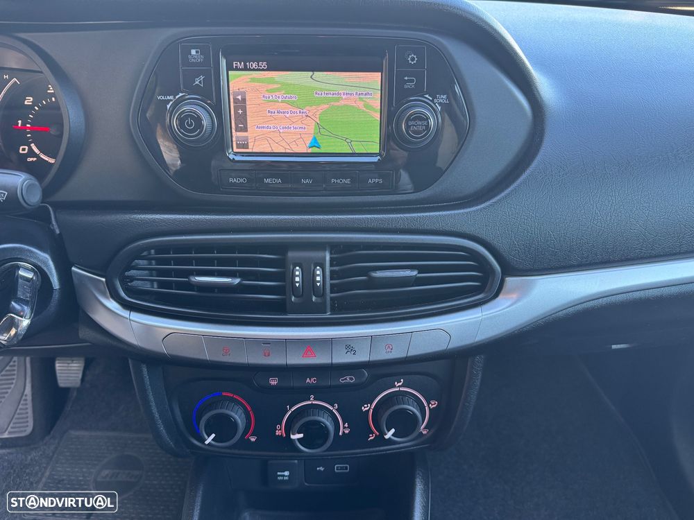 Fiat Tipo Station Wagon 1.3 M-Jet Easy - 12