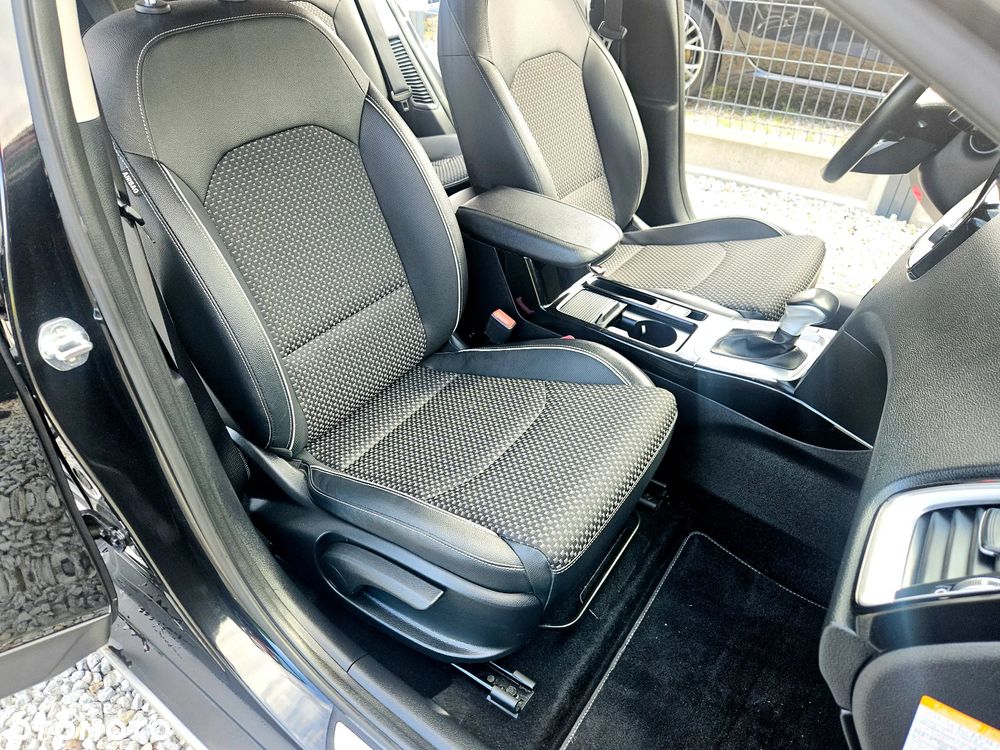 Kia XCeed - 28