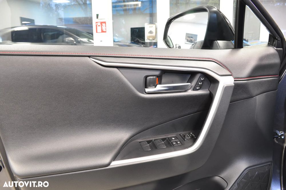 Toyota RAV4 Plug-in-Hybrid - 8