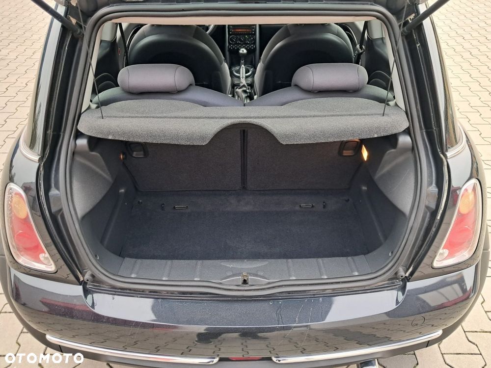 MINI ONE Sidewalk - 15