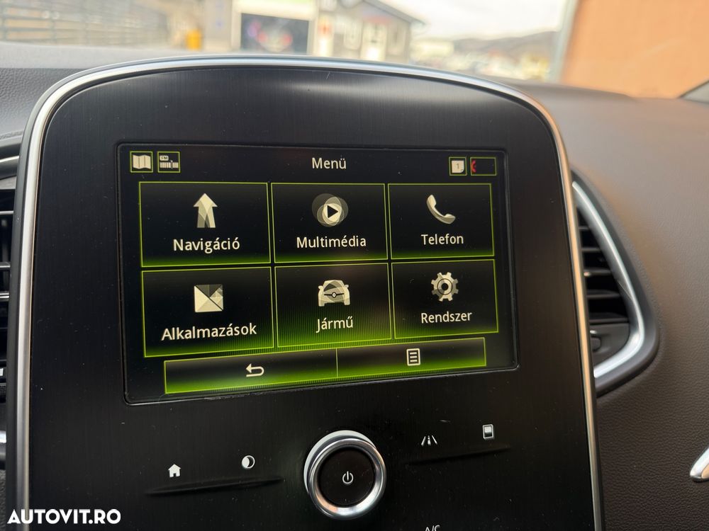 Renault Scenic - 16