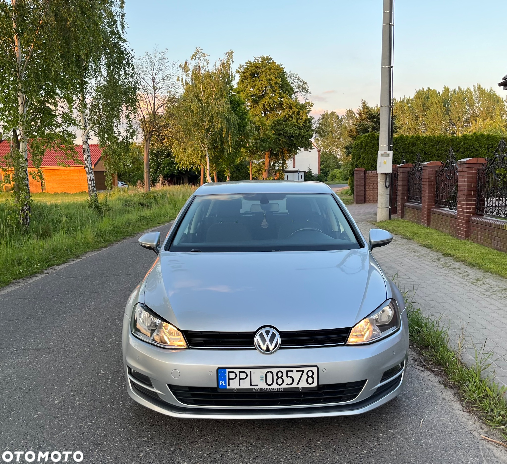 Volkswagen Golf 1.6 TDI BlueMotion Technology DSG Comfortline - 3