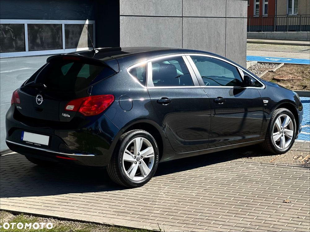 Opel Astra 1.4 Turbo ENERGY - 4