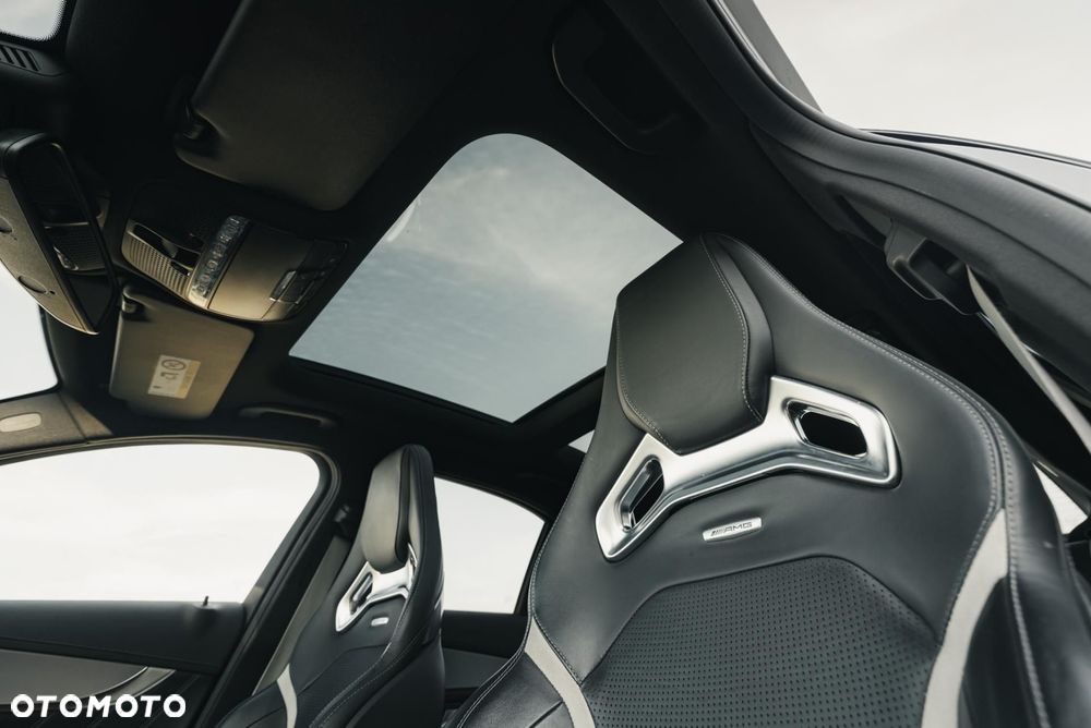 Mercedes-Benz Klasa C AMG 63 S - 15