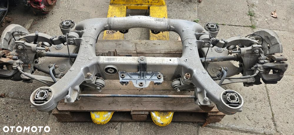 BMW 7 F01 F02 3.0D 4.0D Zawieszenie tył Ława tylna Sanki Zwrotnica z wahaczami półoś Zawieszenie prawa lewe Półoś 6775884 7566075 7566074 - 8