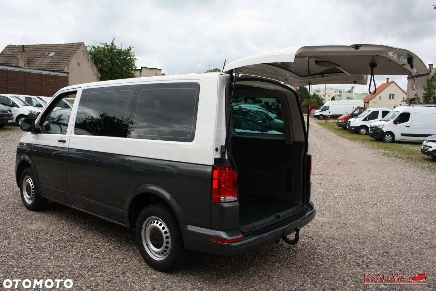 Volkswagen Transporter - 11