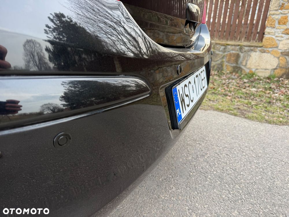 Opel Corsa 1.4 16V Active - 33