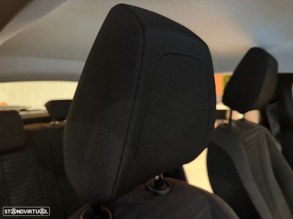 Peugeot e-208 Active Pack - 13