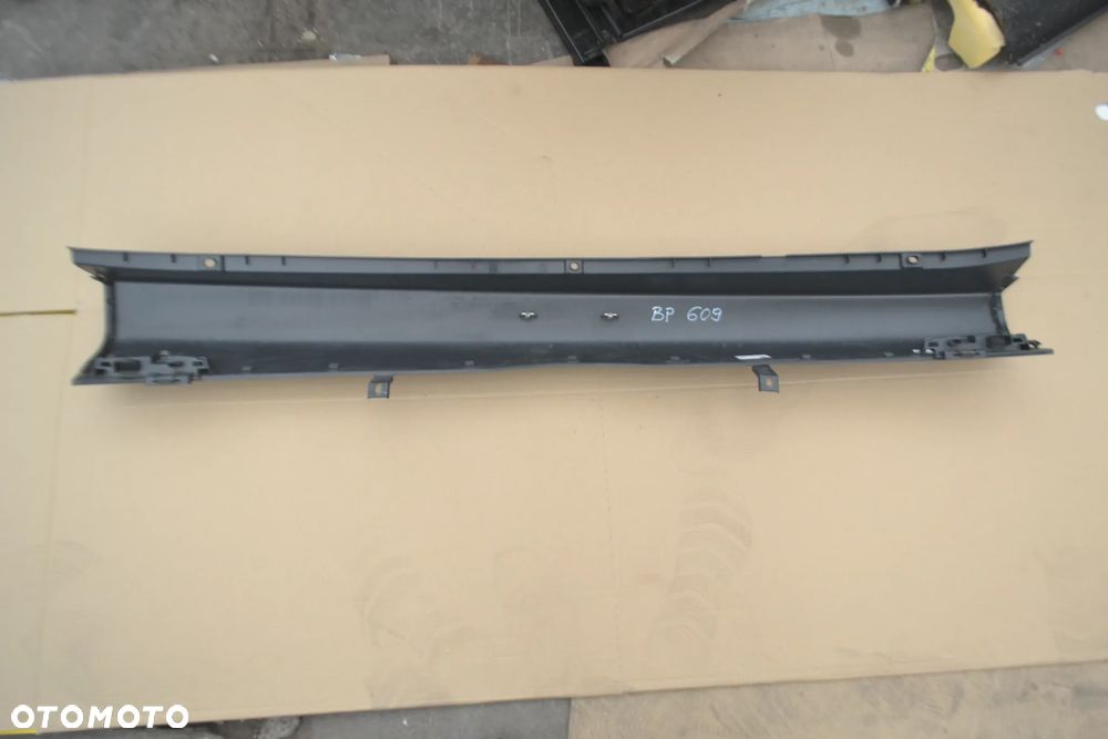 MERCEDES SPRINTER W907 907 Zderzak Tył Tylny Tylni Narożnik LEWY PRAWY A9078800702 A9078851100 - 3