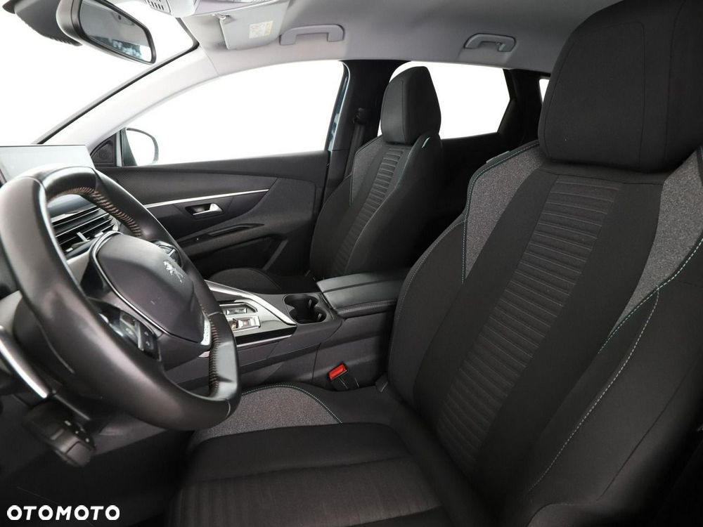 Peugeot 3008 1.2 PureTech Active S&S EAT8 - 14
