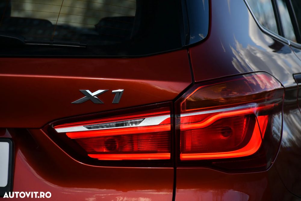 BMW X1 xDrive20i Aut. xLine - 16