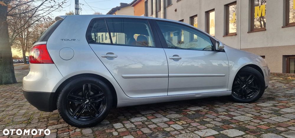 Volkswagen Golf 1.6 Tour Edition - 26