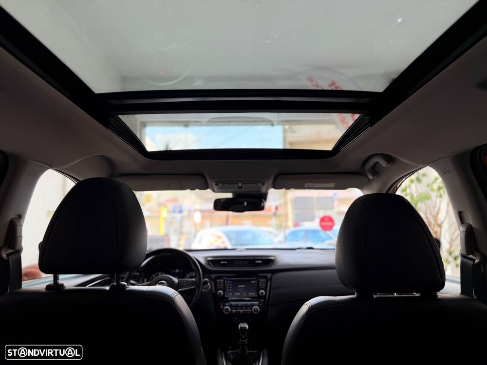 Nissan X-Trail 2.0 DCi Tekna Pele C.4x4-i - 15