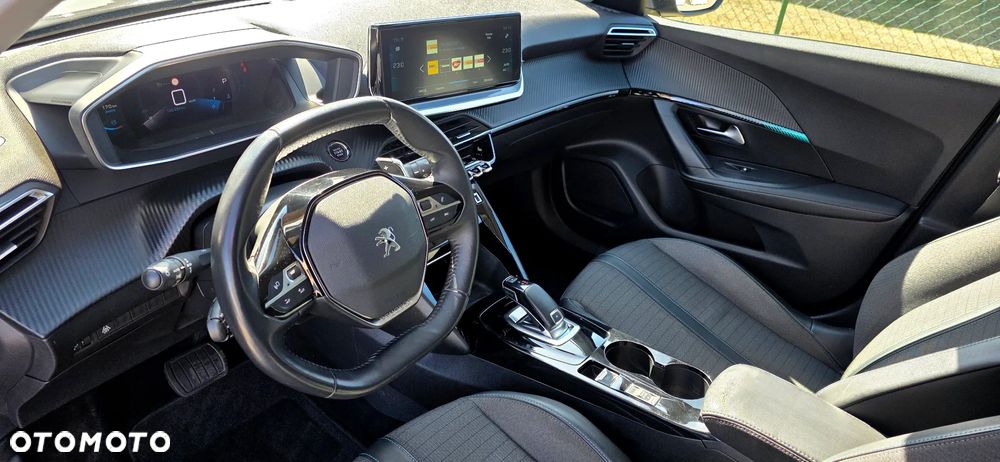 Peugeot 2008 1.5 BlueHDi Allure Pack S&S EAT8 - 10