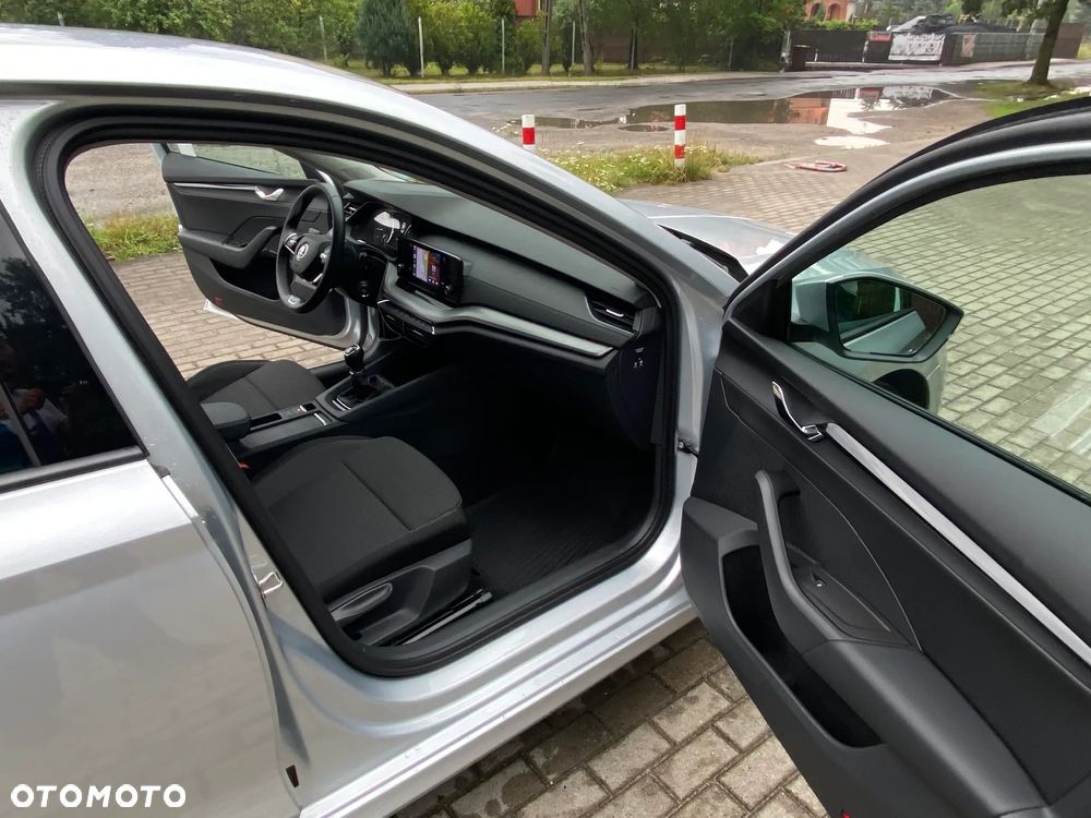 Skoda Octavia 1.5 TSI ACT Ambition - 9