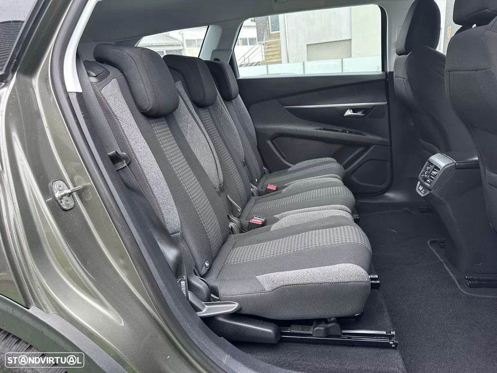 Peugeot 5008 1.2 PureTech Allure Pack - 46