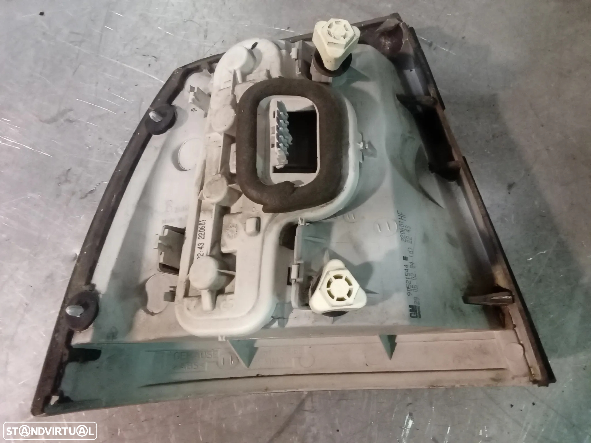 FAROLIM OPEL ASTRA G 98-03 HATCHBACK - DIREITO / ESQUERDO - 2
