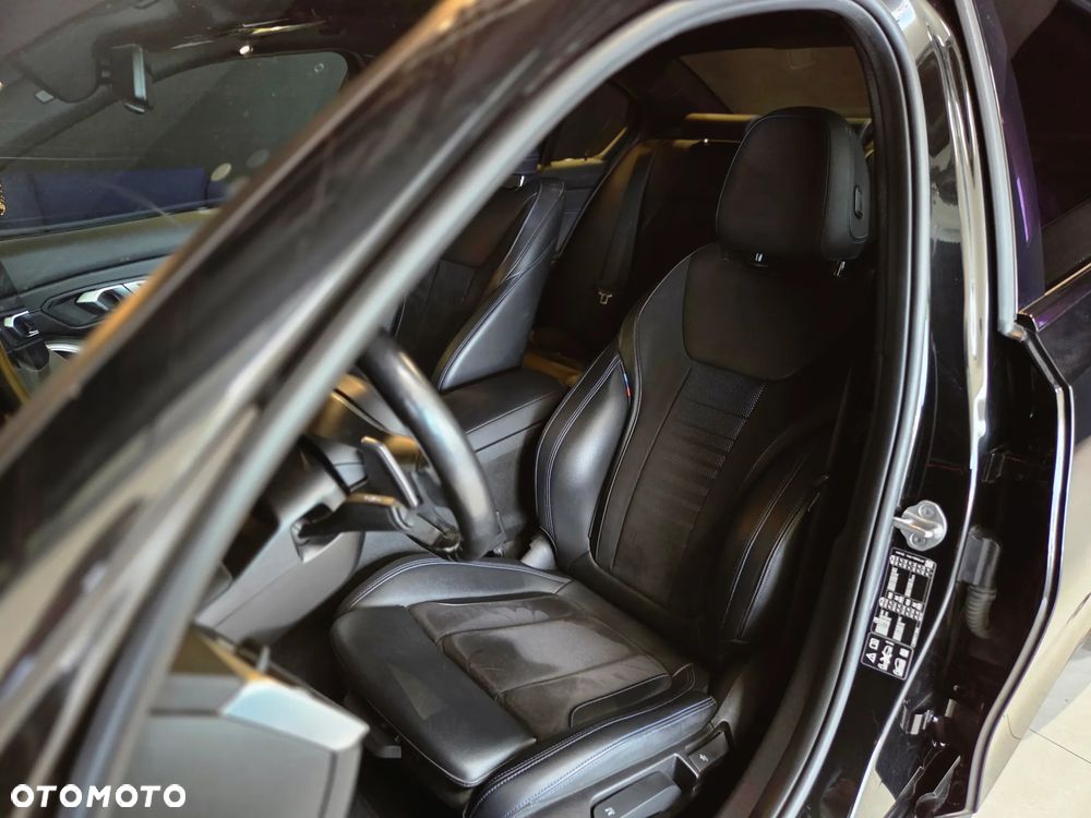 BMW Seria 3 320d xDrive mHEV M Sport sport - 7