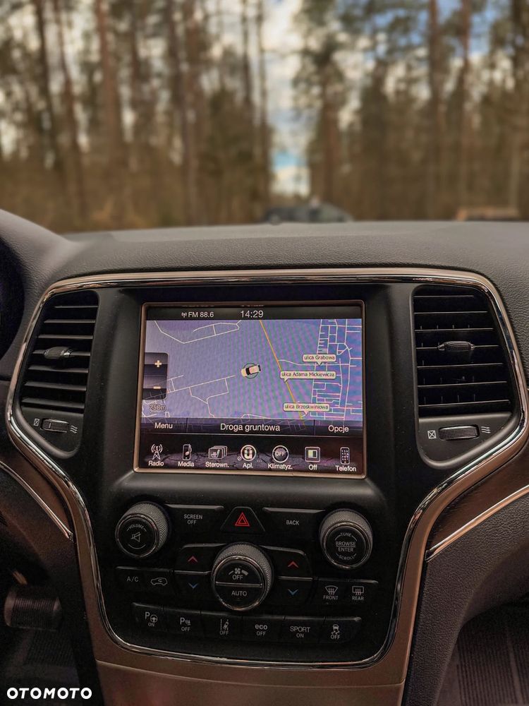 Jeep Grand Cherokee 5.7 V8 HEMI 4WD Automatik S - 32