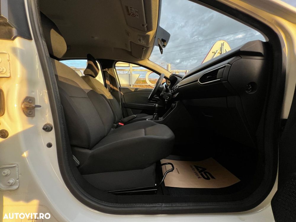 Dacia Logan SCe 65 Access - 21