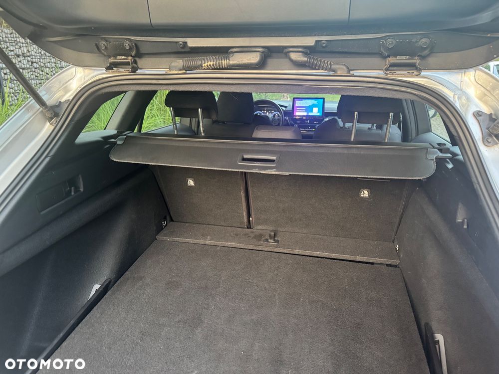 Toyota Corolla 1.8 Hybrid Comfort - 9