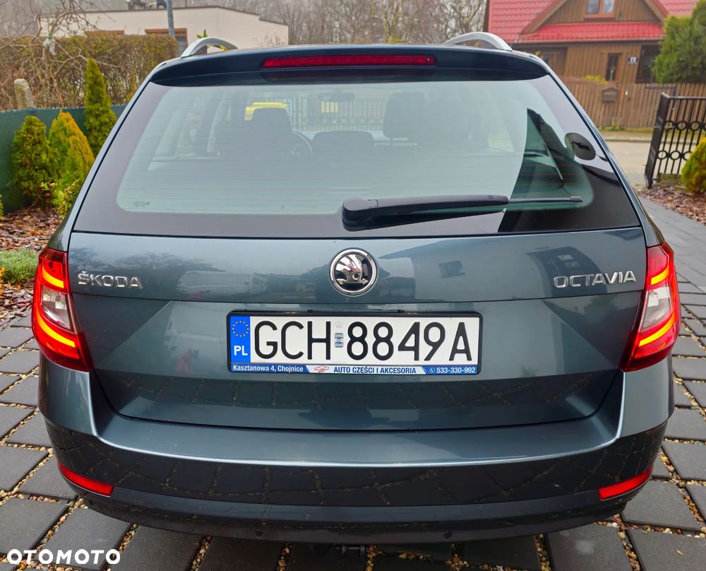 Skoda Octavia 1.4 TSI Style DSG - 5