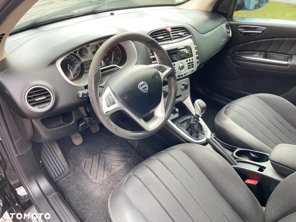 Lancia Delta 1.4 T-Jet 16v Argento - 13