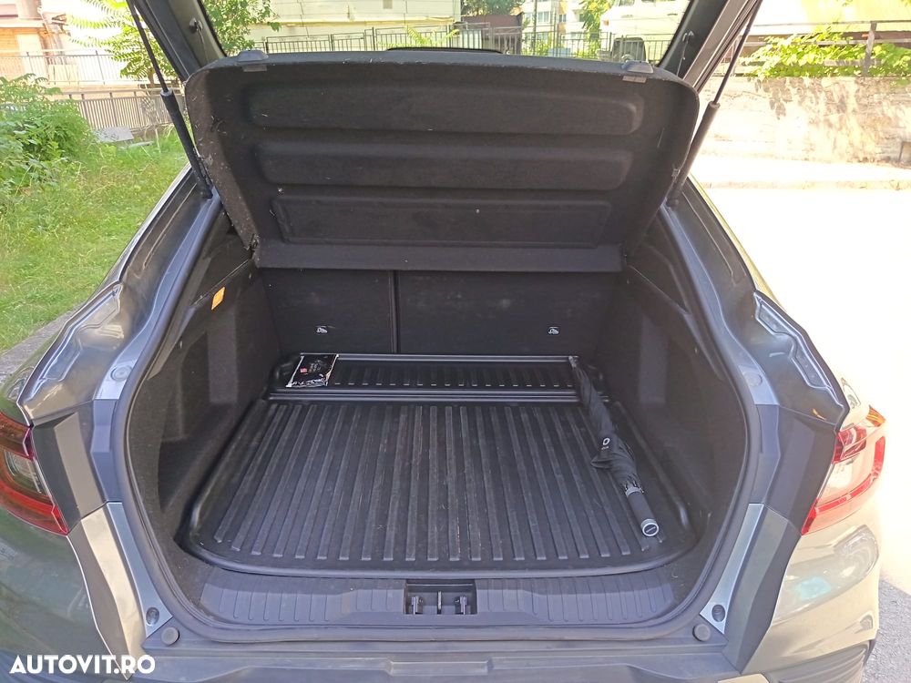 Renault Arkana E-TECH 145 R.S.LINE - 11