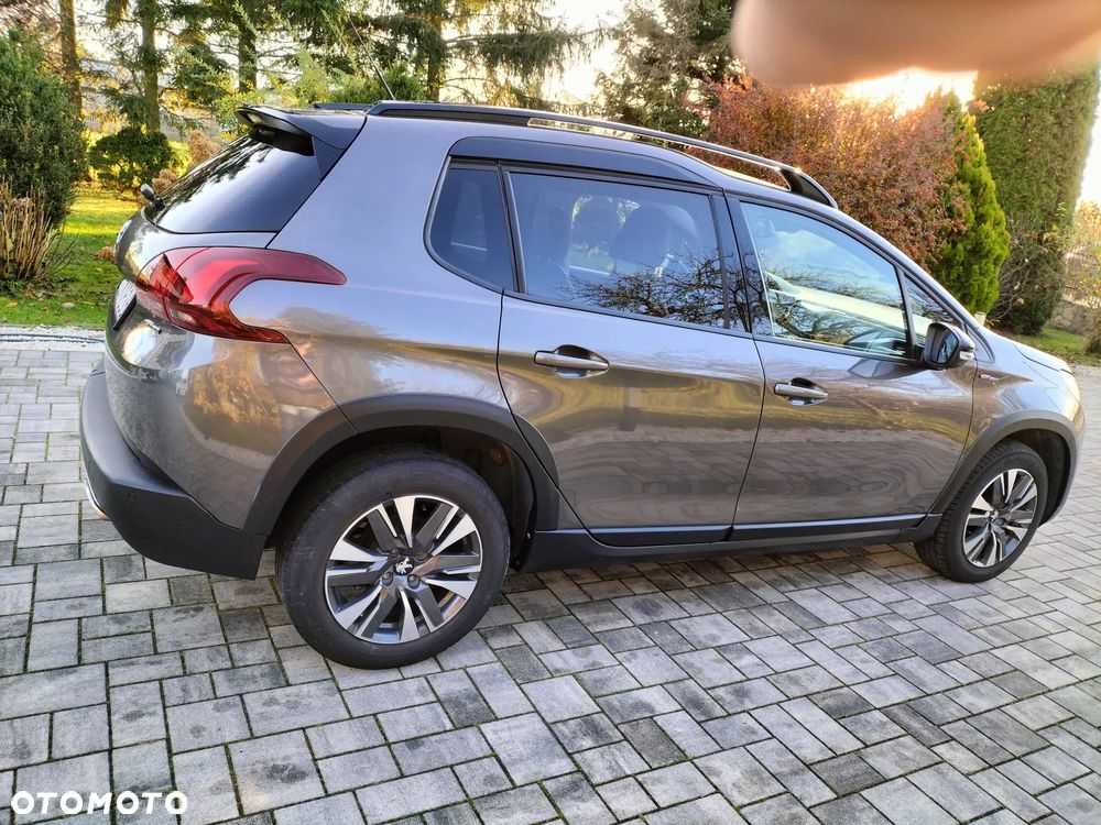 Peugeot 2008 PureTech 110 Stop&Start GT-Line Edition - 4