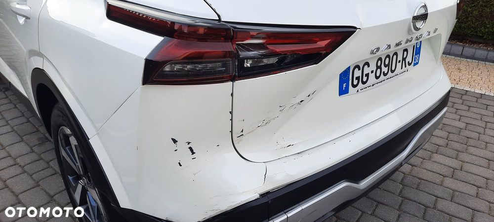 Nissan Qashqai 1.3 DIG-T mHEV 4x4 Tekna+ Xtronic - 9