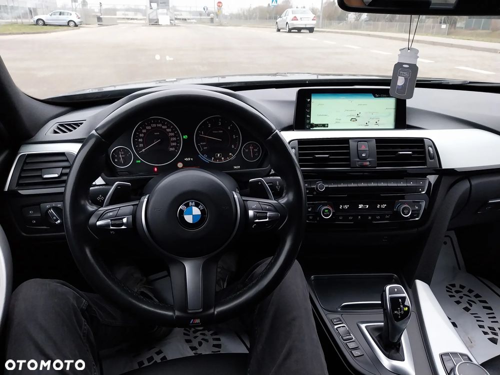 BMW Seria 3 320d Edition M Sport Shadow - 25