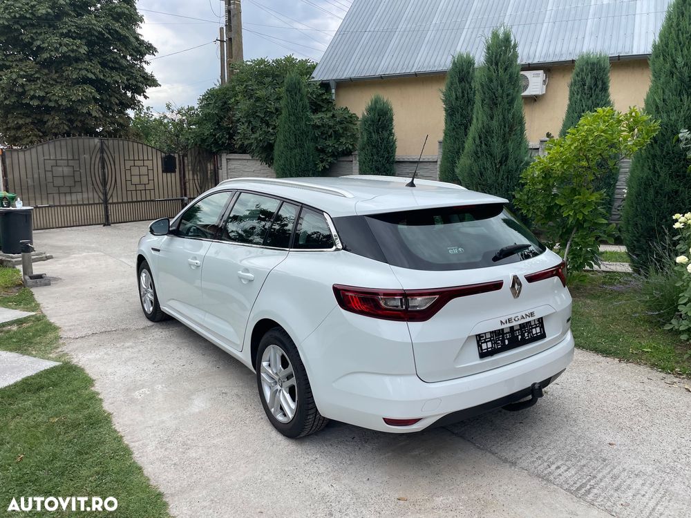 Renault Megane - 5