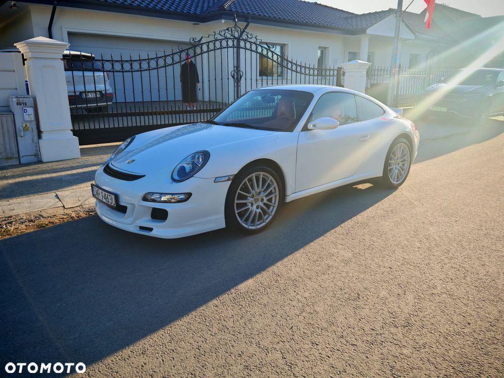 Porsche 911 Carrera 4 Tiptronic S - 2
